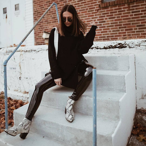 What to Wear with Faux Leather Leggings